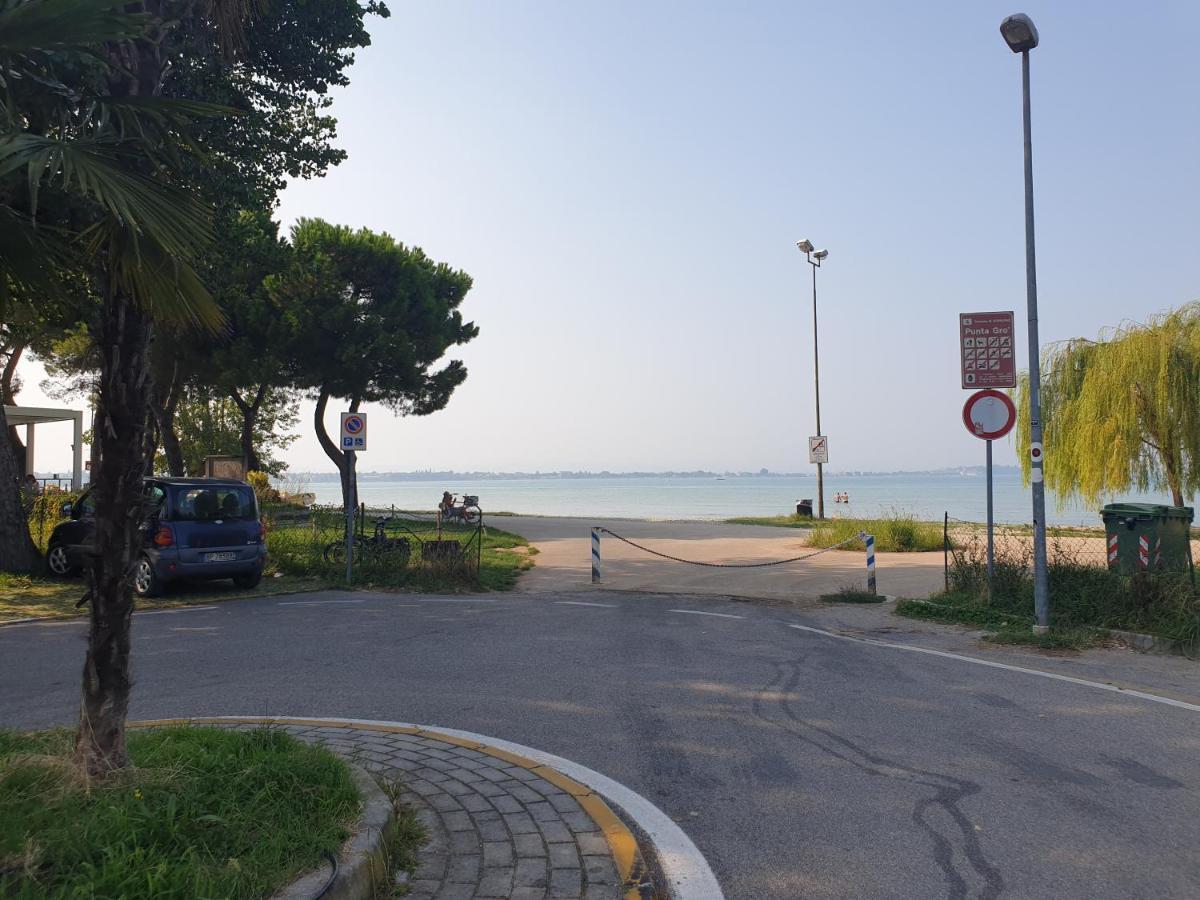 Azur Apartment Sirmione Exterior photo